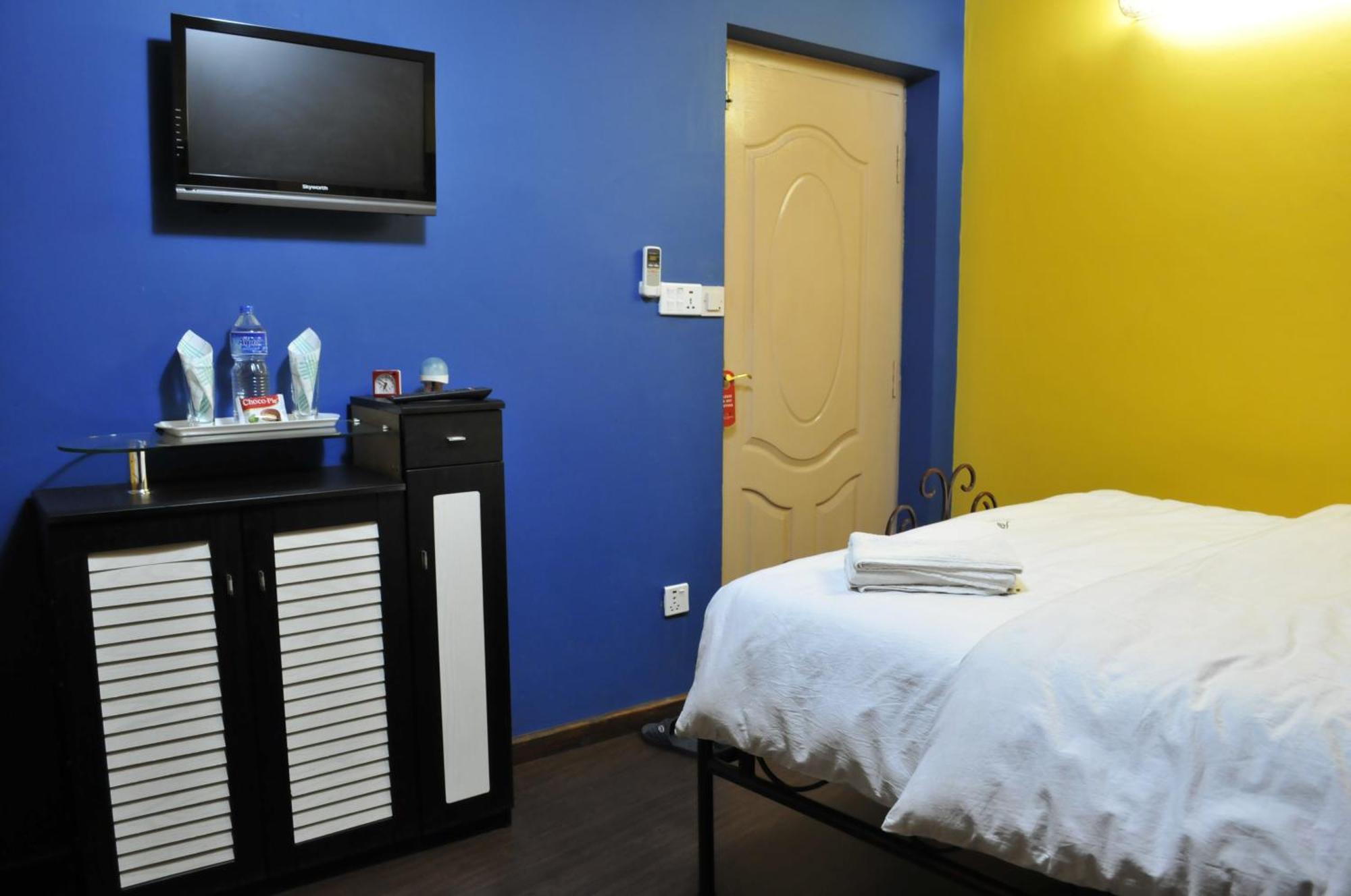 Cosy Hotel Бактапур Екстериор снимка